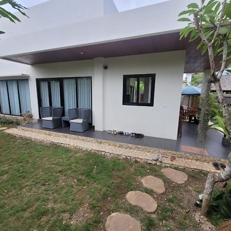 Villa Niang Ando Labuan Bajo Exterior foto